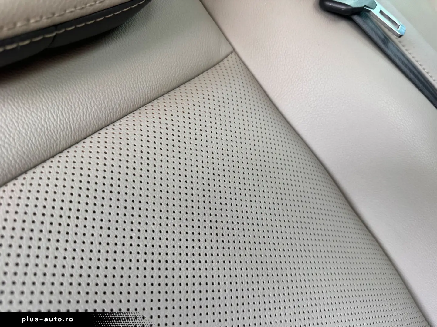 Ford Tourneo-Custom-