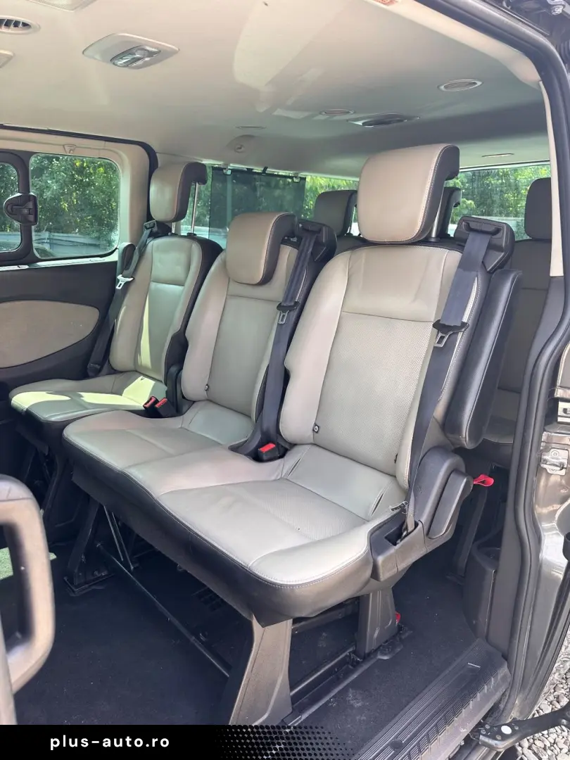 Ford Tourneo-Custom-