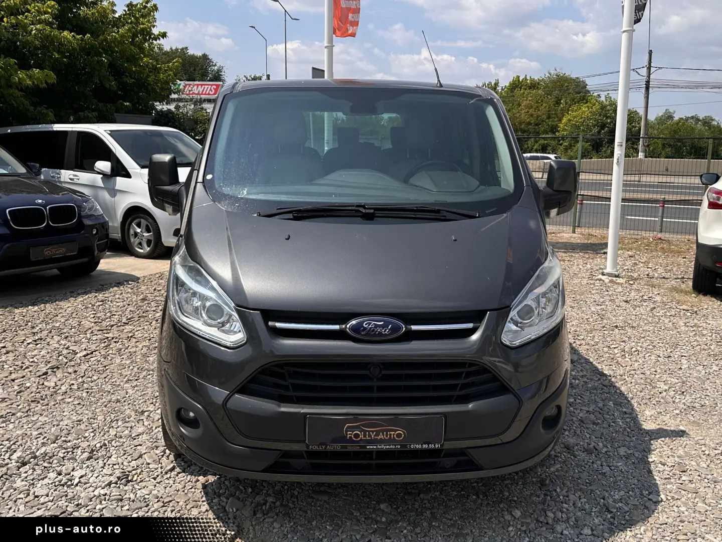 Ford Tourneo-Custom-