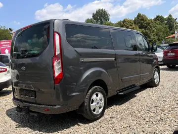 Ford Tourneo-Custom-