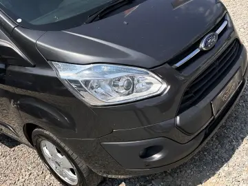 Ford Tourneo-Custom-