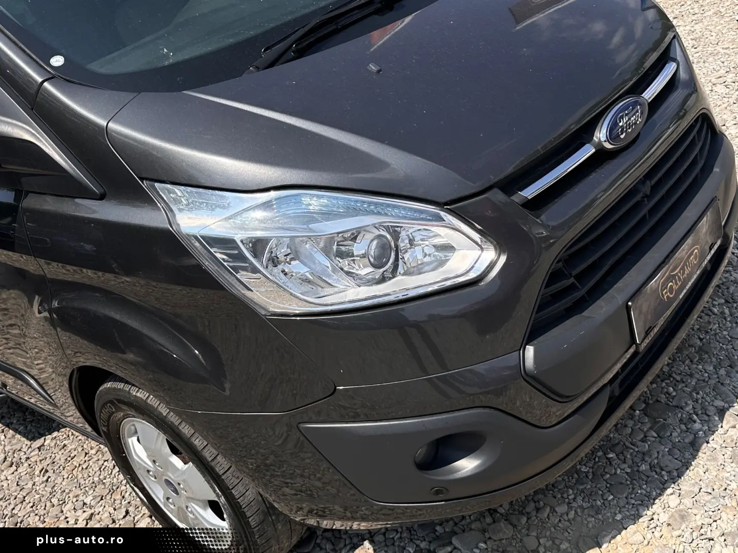 Ford Tourneo-Custom-