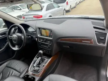 Audi Q5 Gen-8R-2008-2016