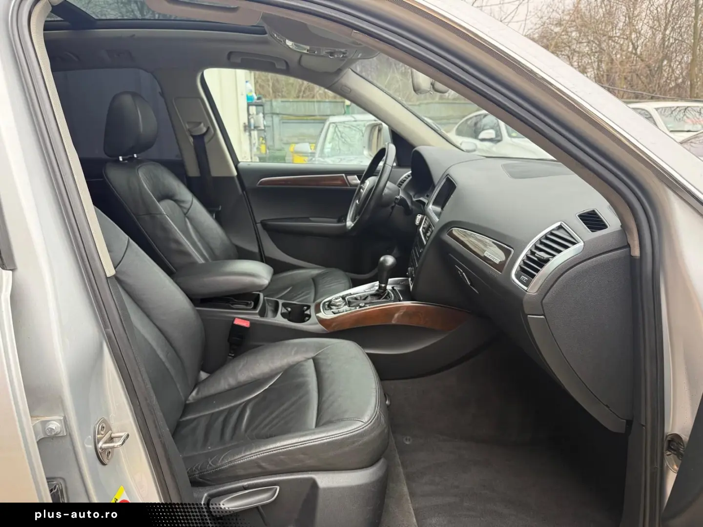 Audi Q5 Gen-8R-2008-2016