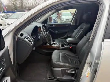 Audi Q5 Gen-8R-2008-2016