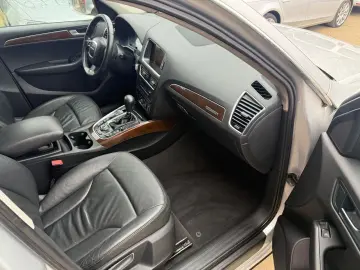 Audi Q5 Gen-8R-2008-2016