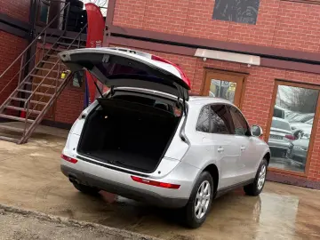 Audi Q5 Gen-8R-2008-2016