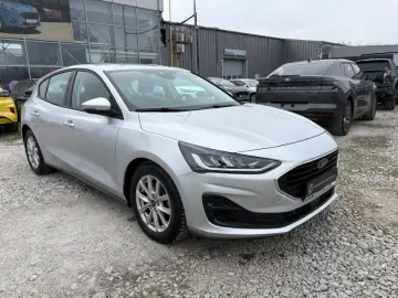 Ford Focus 2022 - via workleto.com