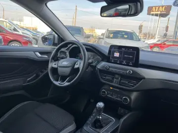 Ford Focus 2022 - via workleto.com