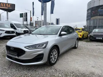 Ford Focus 2022 - via workleto.com