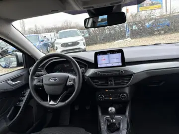 Ford Focus 2022 - via workleto.com