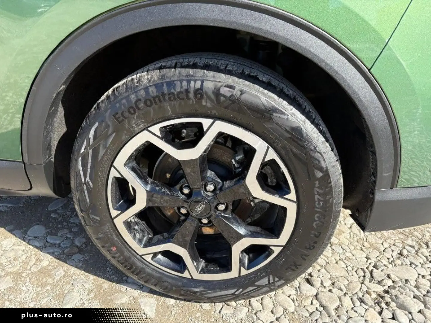 Ford Kuga 2024 - via workleto.com