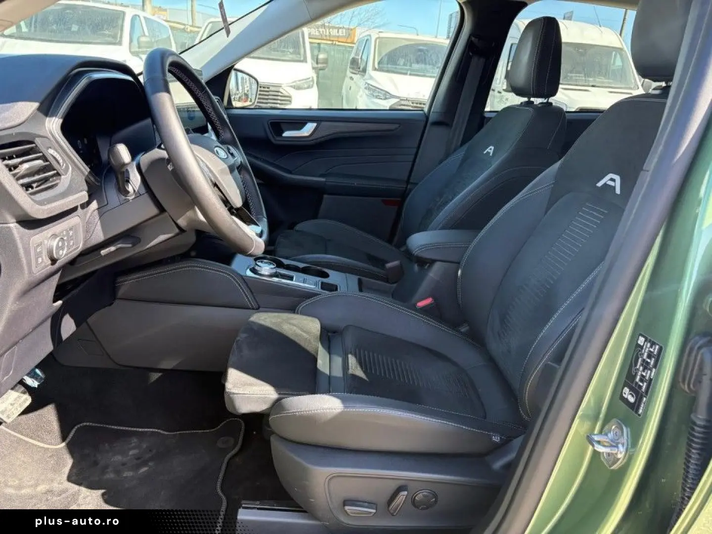 Ford Kuga 2024 - via workleto.com