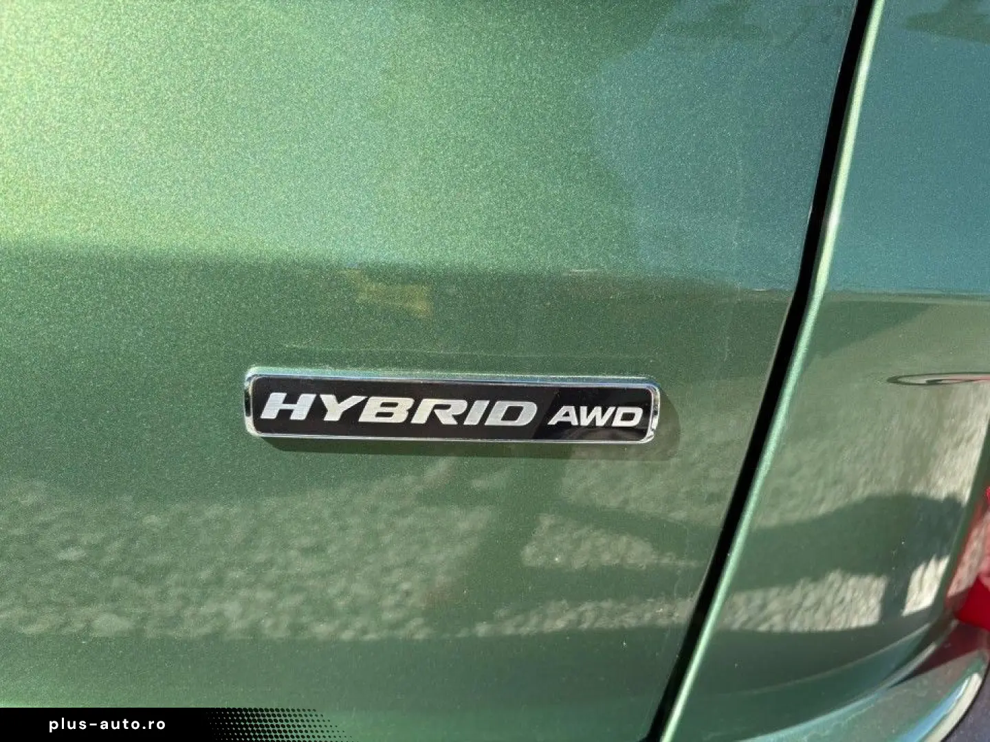 Ford Kuga 2024 - via workleto.com