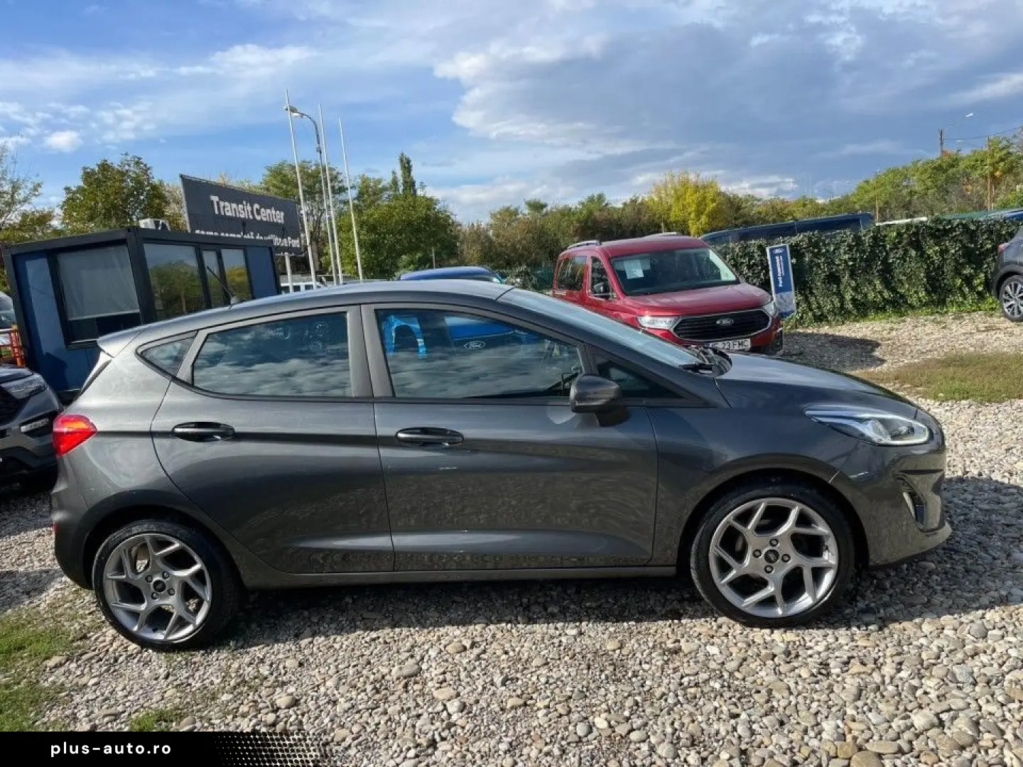 Ford Fiesta 2018 - via workleto.com