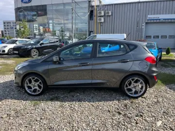 Ford Fiesta 2018 - via workleto.com