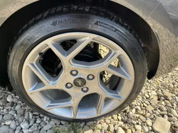 Ford Fiesta 2018 - via workleto.com