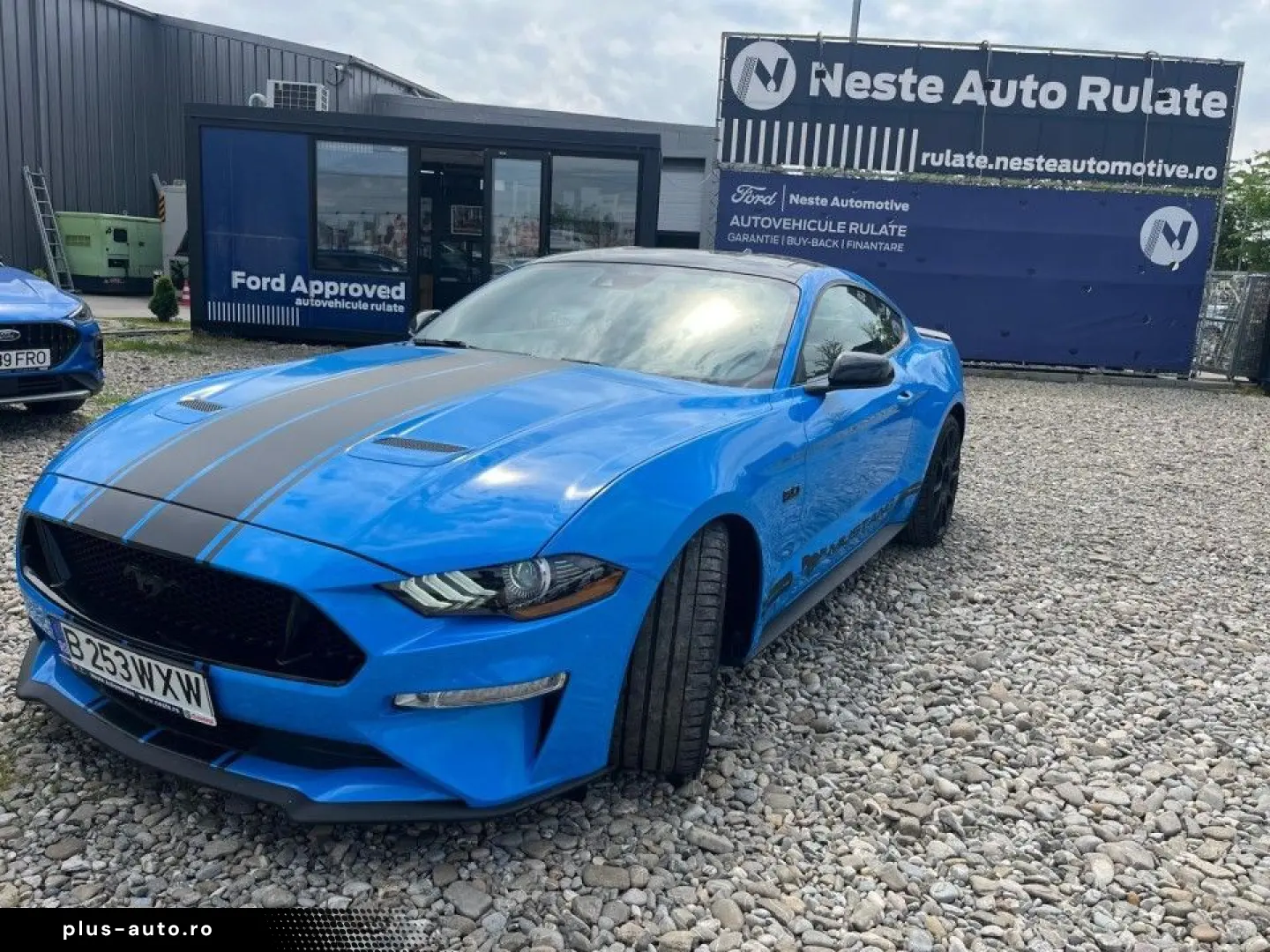 Ford Mustang 2022 - via workleto.com