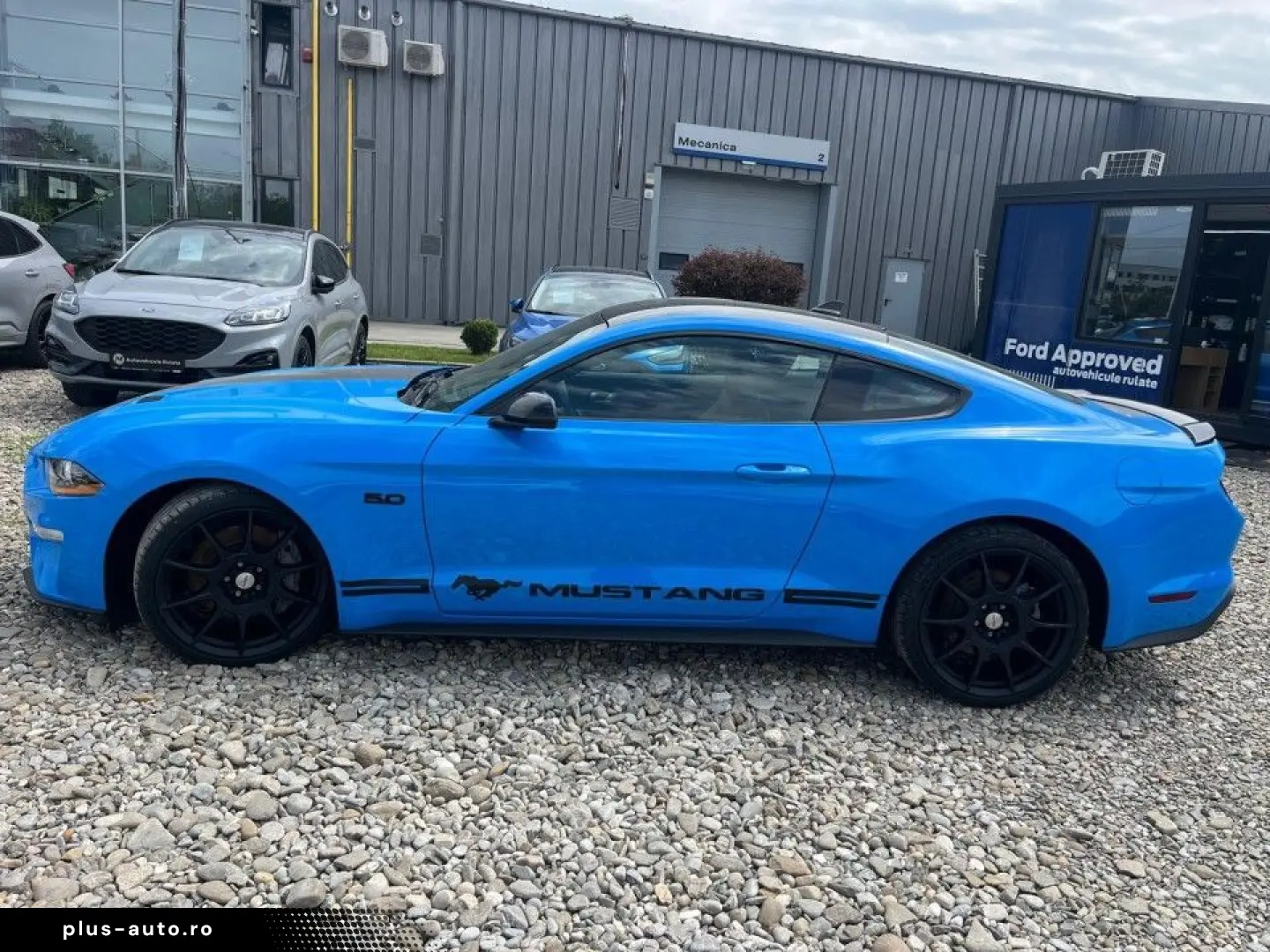 Ford Mustang 2022 - via workleto.com