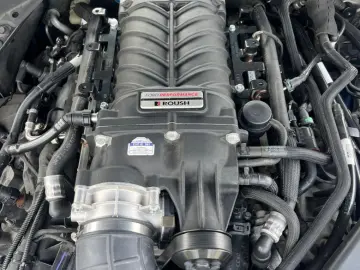 Ford Mustang 2022 - via workleto.com