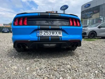 Ford Mustang 2022 - via workleto.com