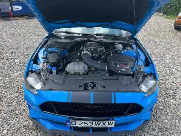 Ford Mustang 2022 - via workleto.com