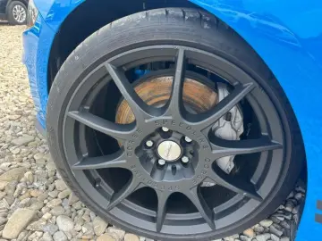 Ford Mustang 2022 - via workleto.com