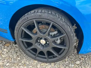 Ford Mustang 2022 - via workleto.com