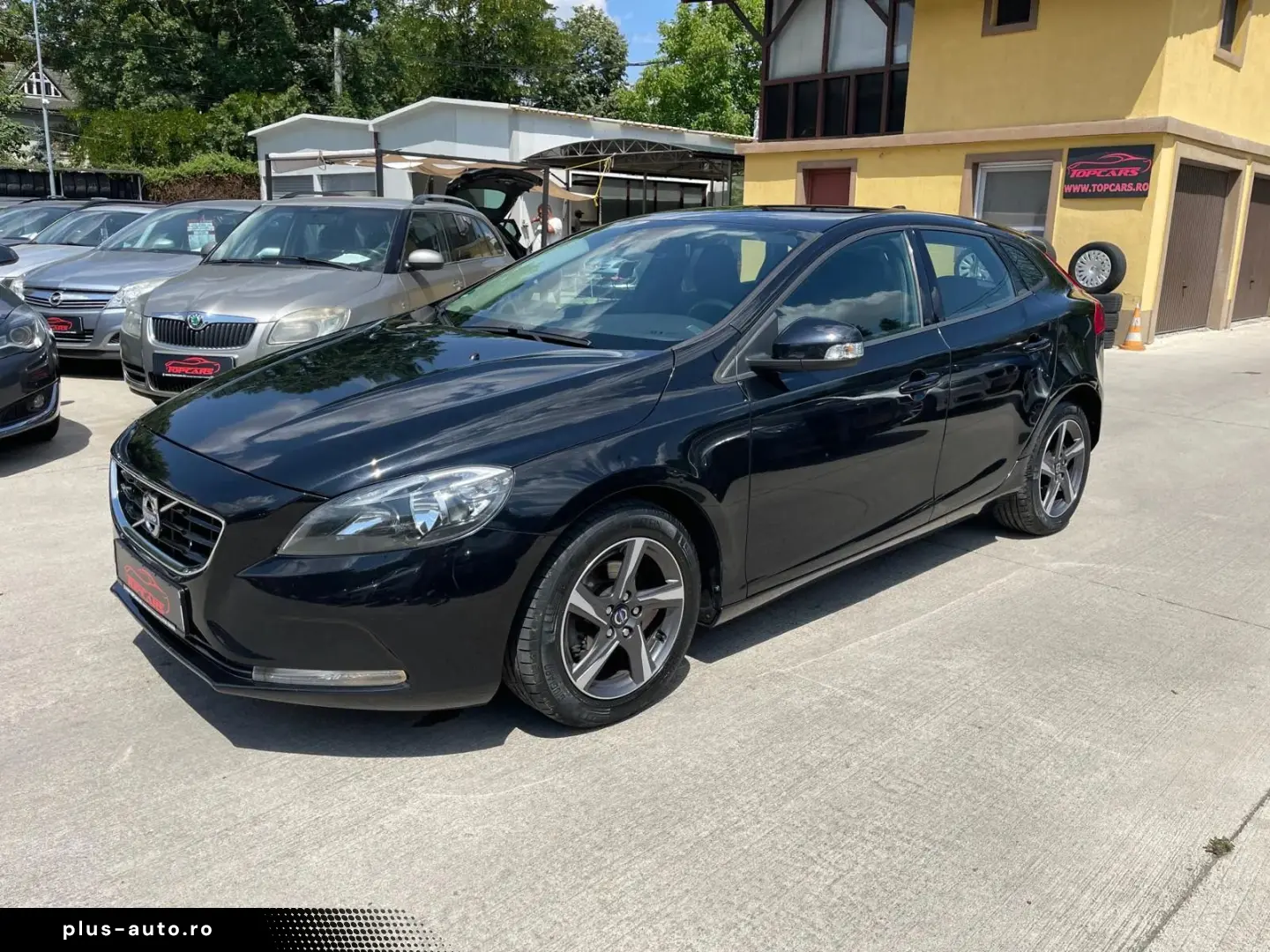 Volvo V40 D2    Vindem in Rate Avans Zero cu Buletinul