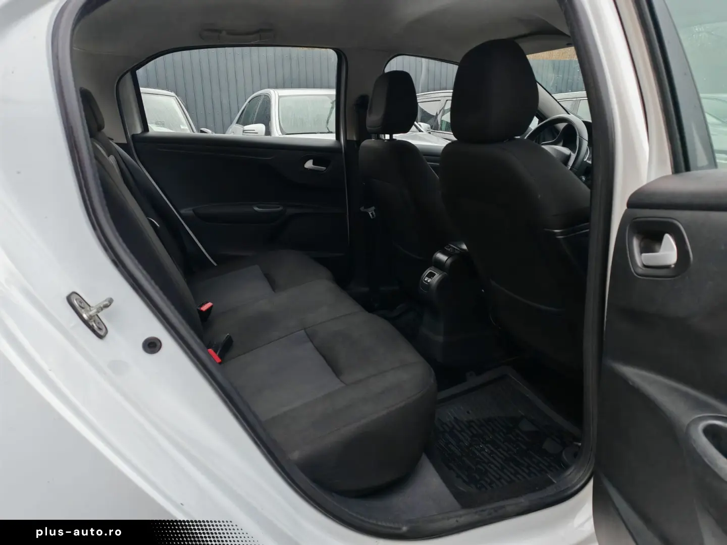 Citroen C-Elysee 1.5hdi    Vindem in Rate Avans Zero cu Bule