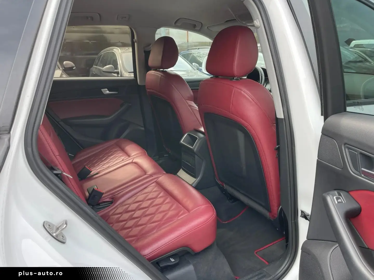 Audi Q5 2.0Tdi    Vindem in Rate Avans Zero cu Buletinul