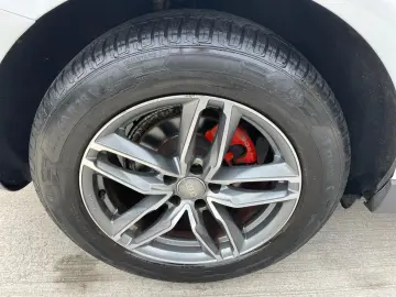 Audi Q5 2.0Tdi    Vindem in Rate Avans Zero cu Buletinul