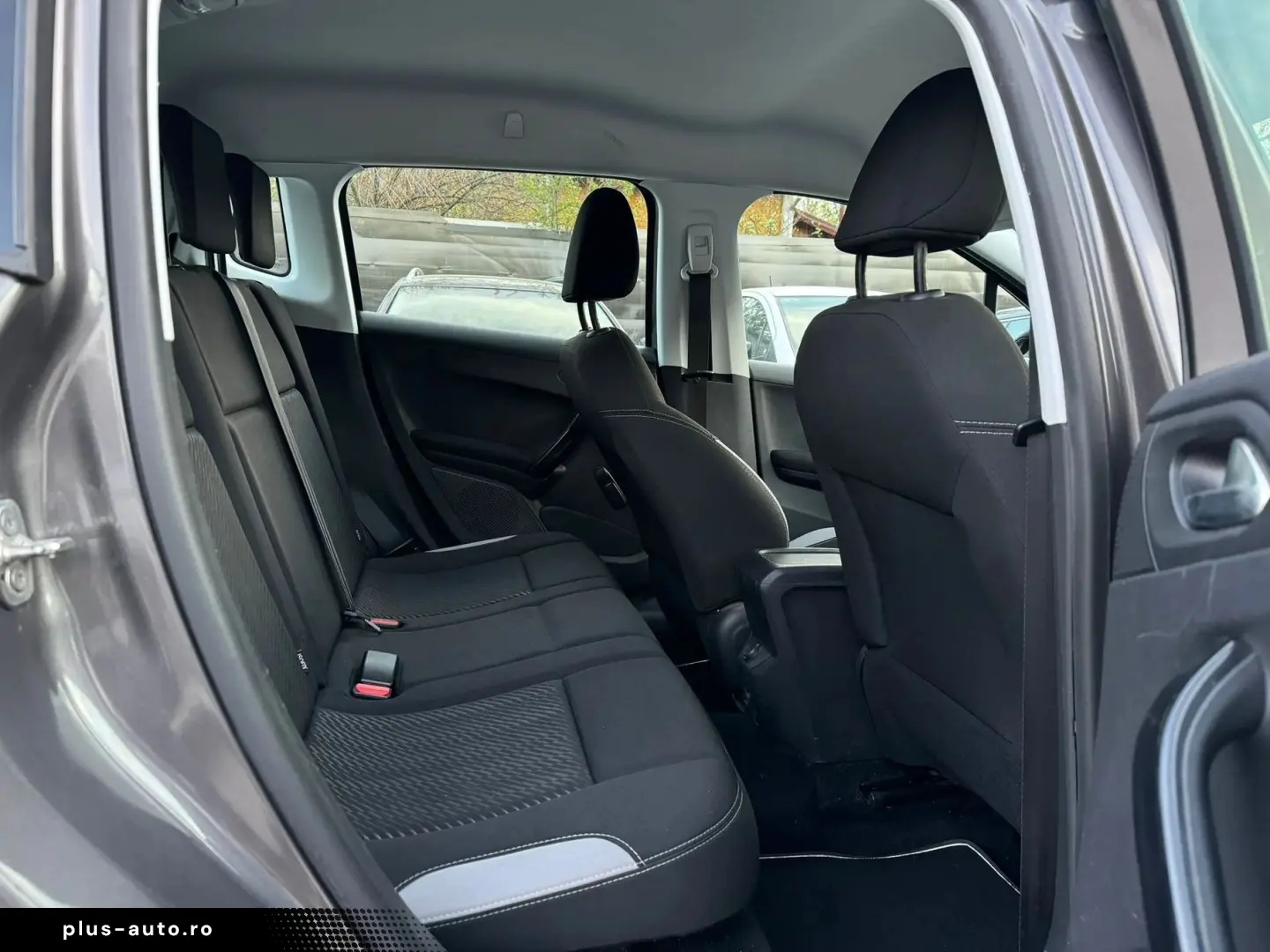 PEUGEOT 2008 1 2i    Vindem in rate Avans ZERO cu Buletinul