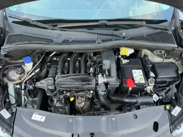 PEUGEOT 2008 1 2i    Vindem in rate Avans ZERO cu Buletinul