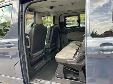 Ford Tourneo-Custom-