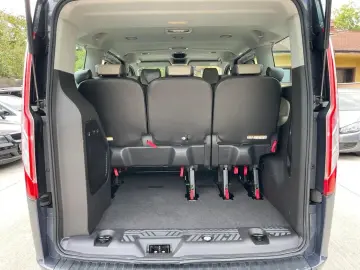 Ford Tourneo-Custom-