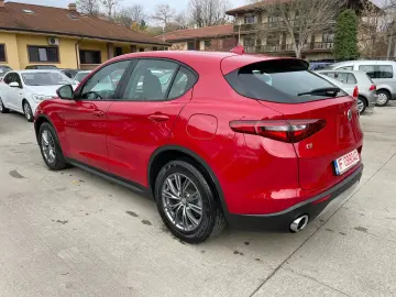 Alfa-Romeo Stelvio