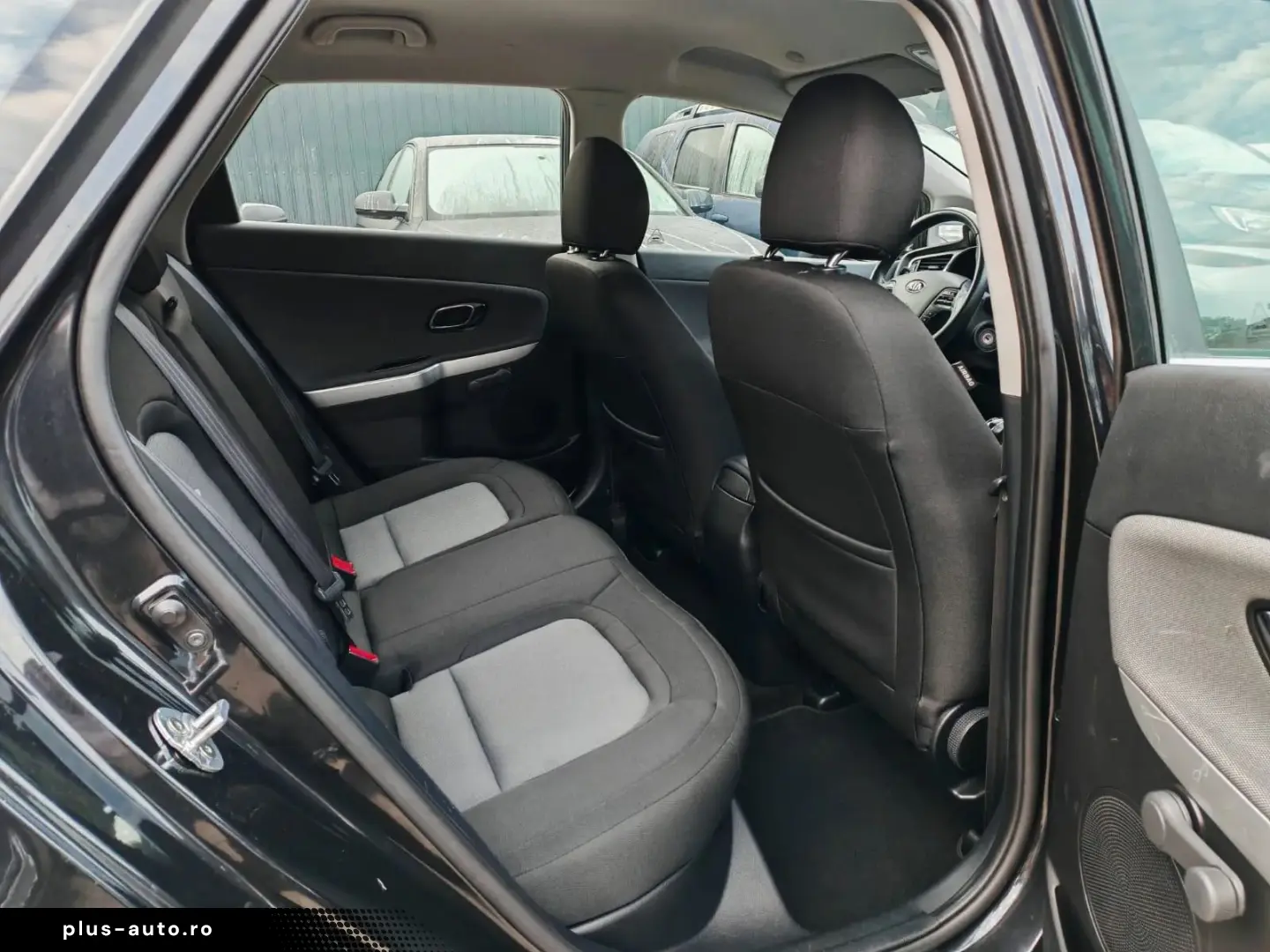 Kia Ceed 1.6GDI    Vindem in Rate Avans Zero cu Buletinul