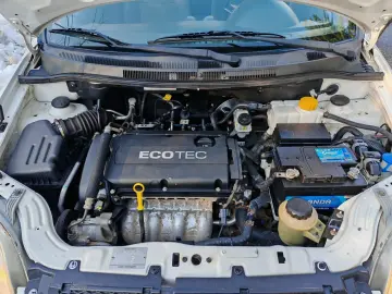 Chevrolet Aveo 1.4i    Vindem in Rate Avans Zero cu Buletinu