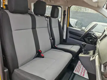 Opel Vivaro 1.5Cdti 8 1    Vindem in Rate Avans Zero cu Bule