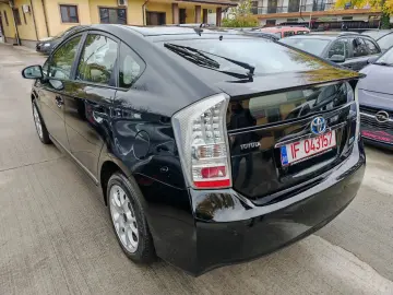 Toyota Prius 1.8i Hybrid    Vindem in Rate Avans Zero cu Bul