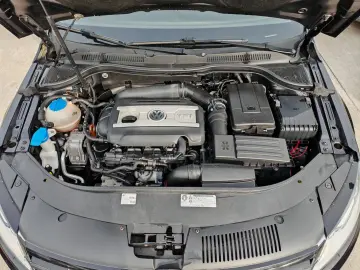 Volkswagen Passat-Cc