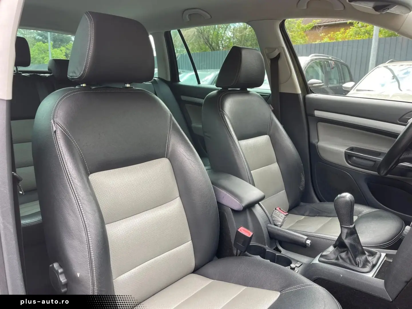 Skoda Octavia 1.6Tdi    Vindem in Rate Avans Zero cu Buletin