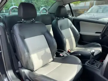 Peugeot 207 CC 1.6i    Vindem in Rate Avans Zero cu Buletinu