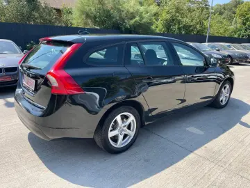 Volvo V60 Aut.    Vindem in Rate Avans Zero cu Buletinul