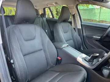 Volvo V60 Aut.    Vindem in Rate Avans Zero cu Buletinul