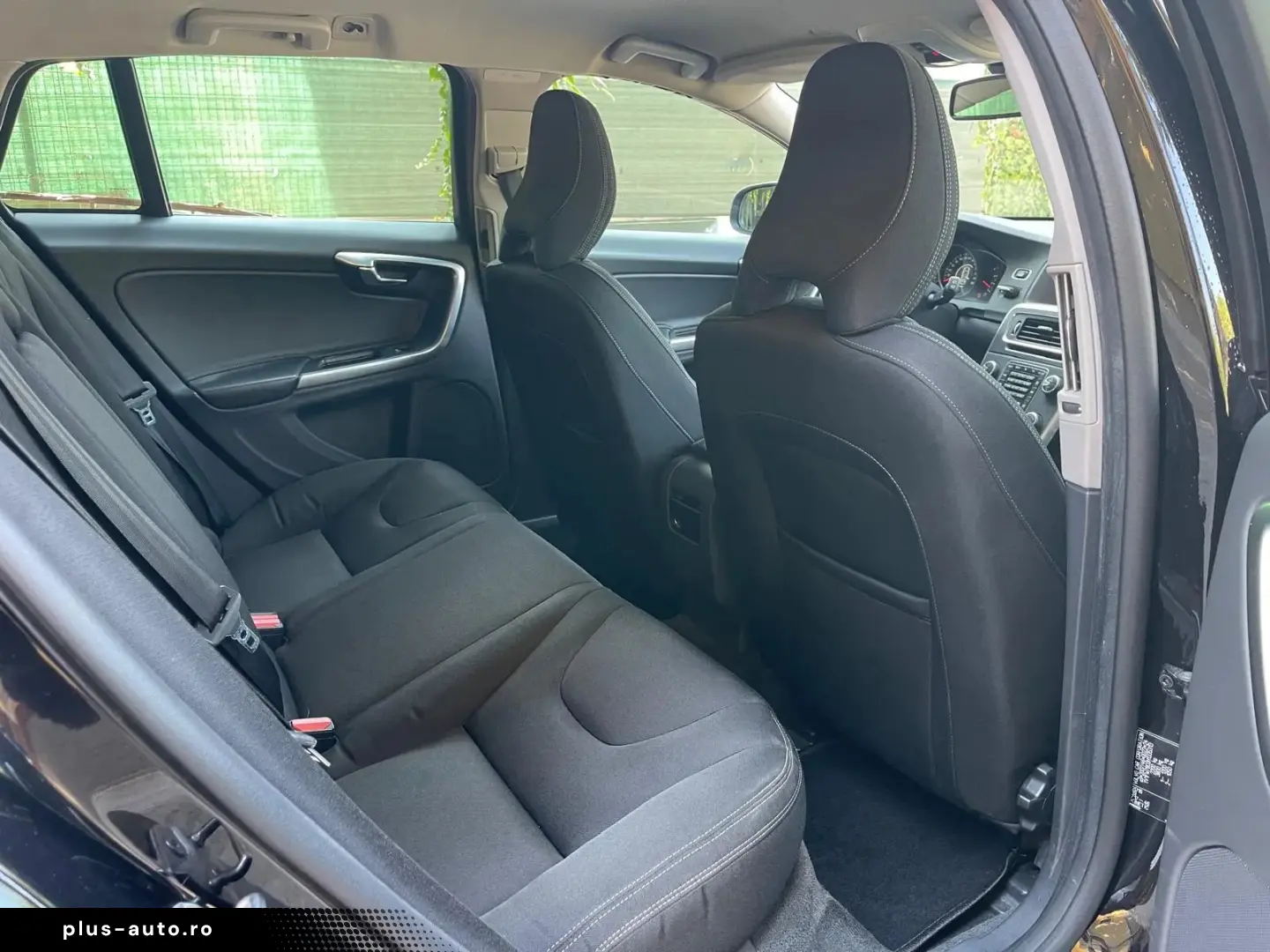 Volvo V60 Aut.    Vindem in Rate Avans Zero cu Buletinul