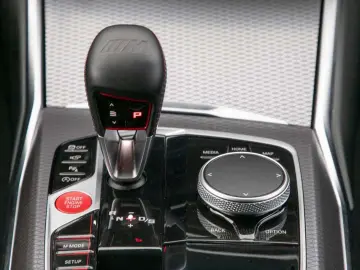 BMW M3 Comp. xDrive Touring Navi HUD 360Â  h k