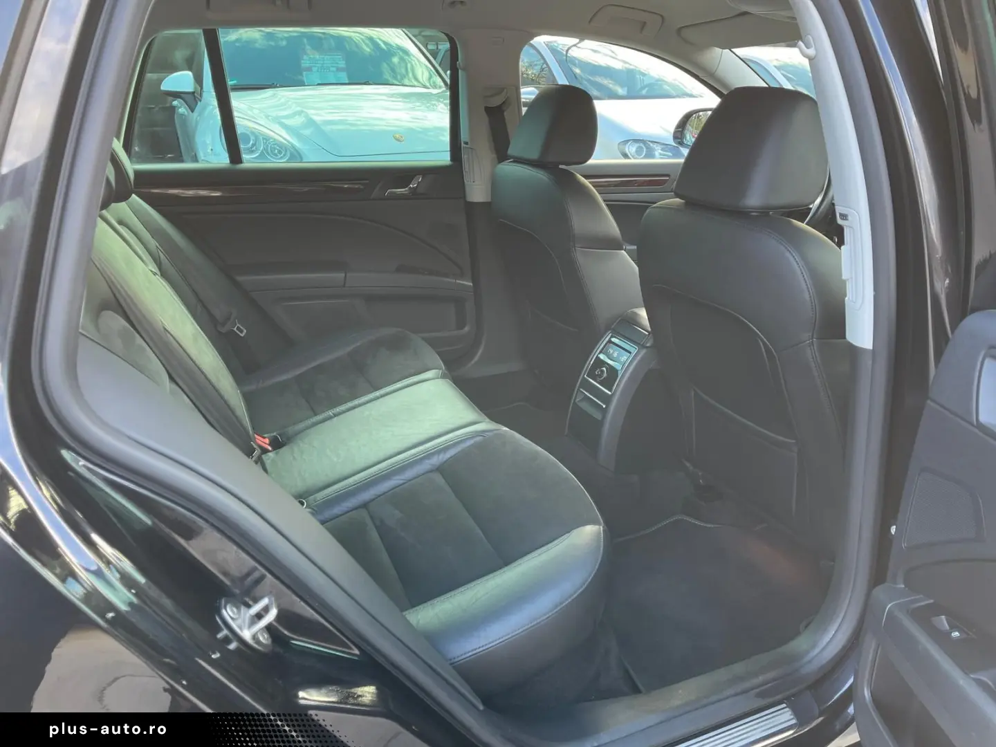 Skoda Superb 2.0Tdi DSG    Vindem in Rate Avans Zero cu Bule