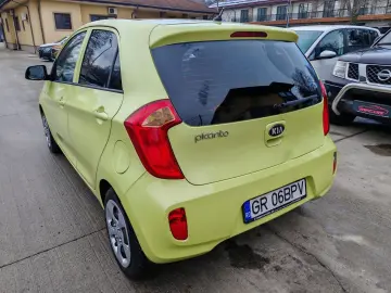 Kia Picanto 1.0i    Vindem in Rate Avans Zero cu Buletinul